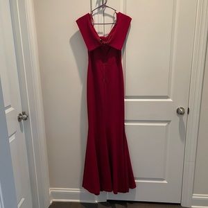 Windsor Burgundy Prom Dress Size Large
